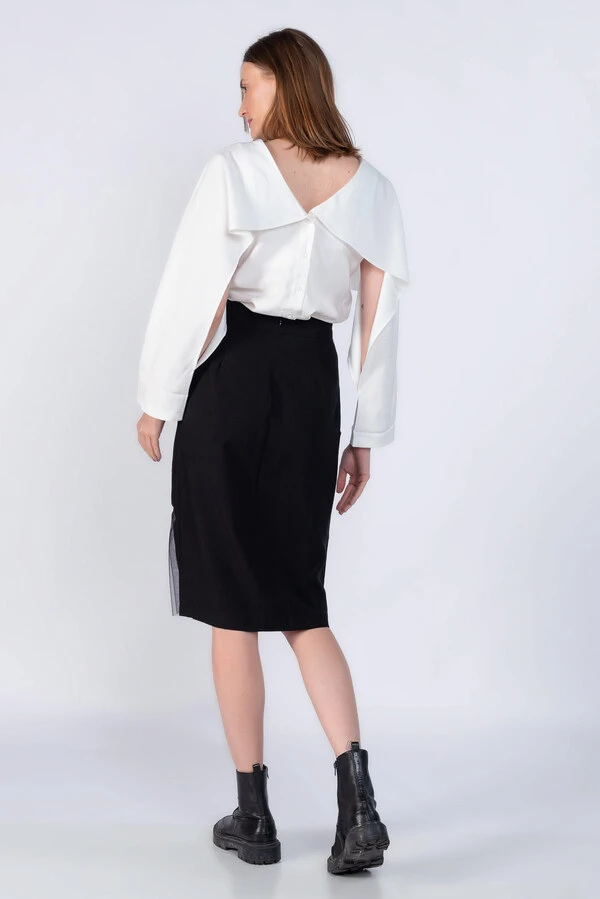 Blusa em viscose recorte manga