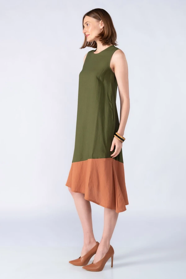 Vestido midi em viscose barra bicolor