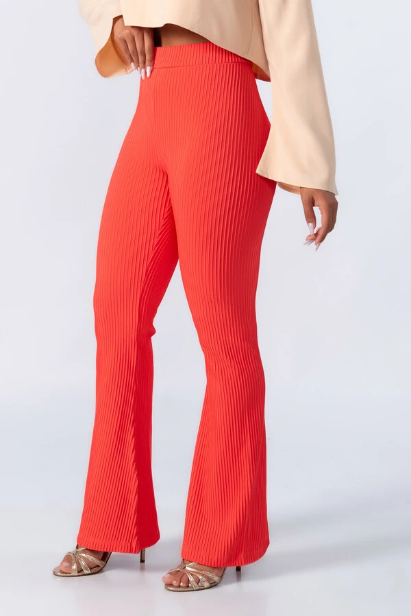 Calca legging flare texturizada