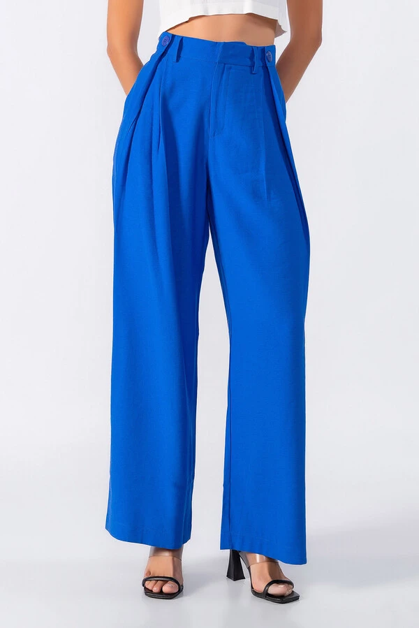 Calca pantalona com detalhe no cos
