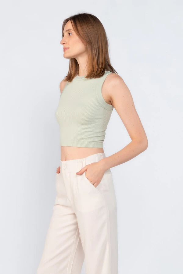 Cropped em regata canelado