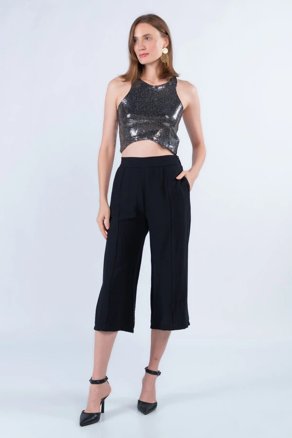 Cropped ilhos com ziper