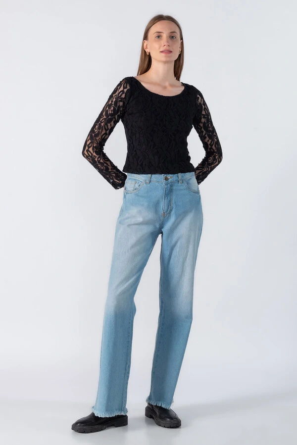 Blusa renda manga longa
