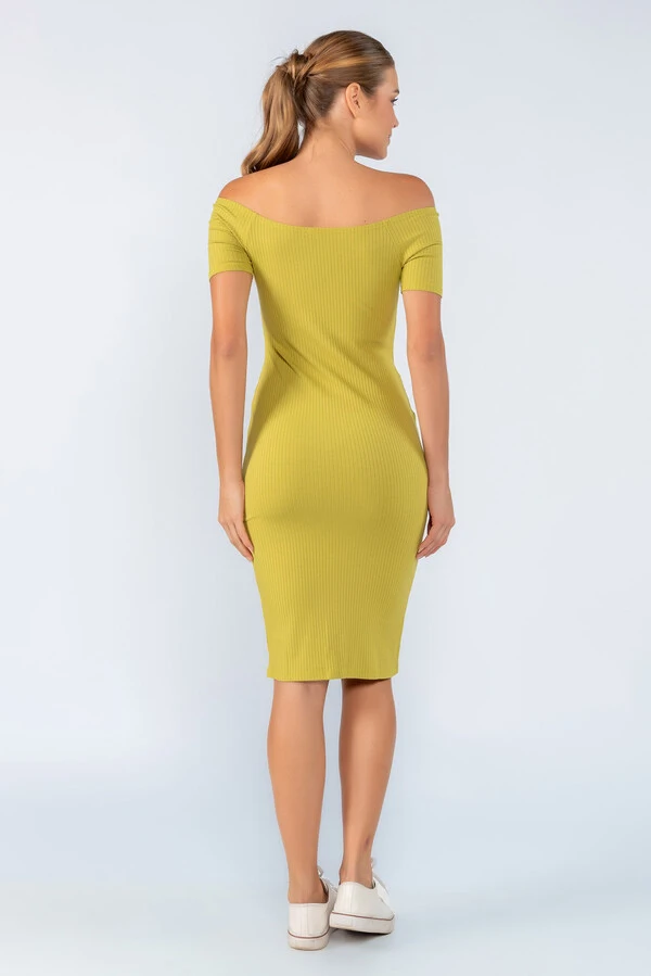 Vestido midi canelado ombro a ombro
