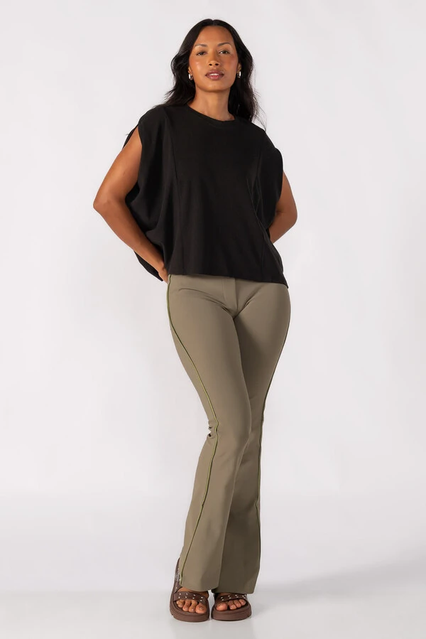 Blusa oversized canelada