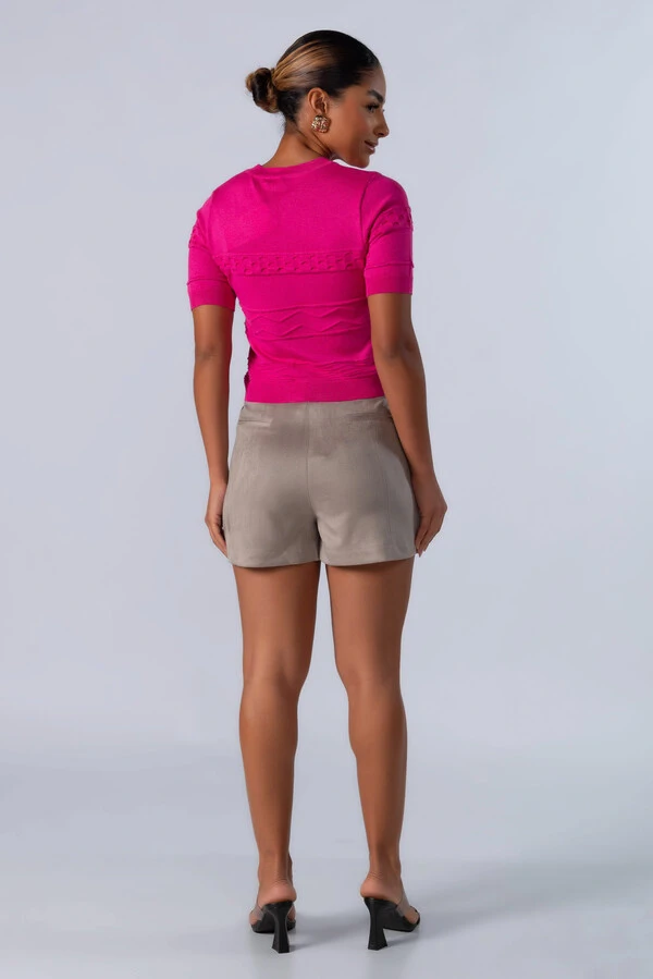 Blusa curta em viscose com texturas