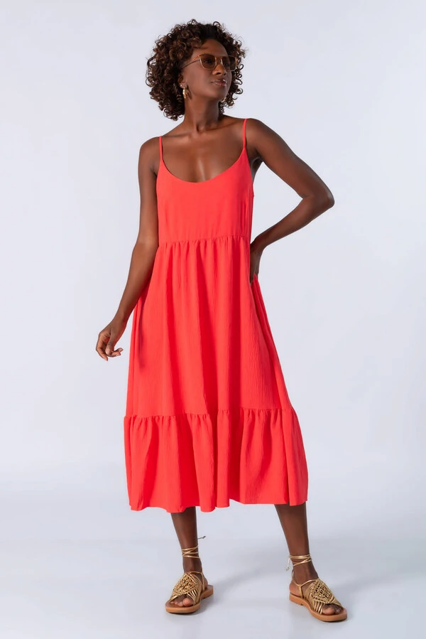 Vestido midi amplo com alcas