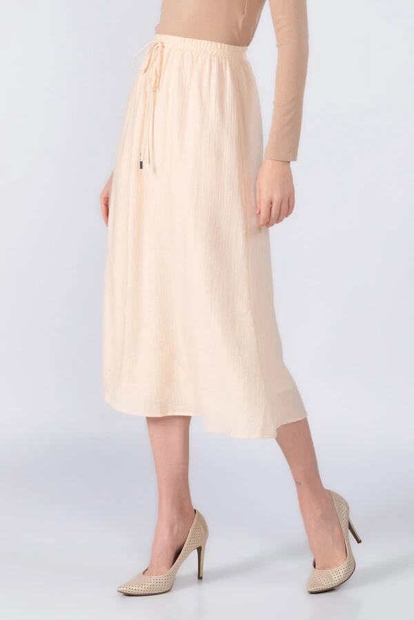 Saia midi em viscose elastico no cos
