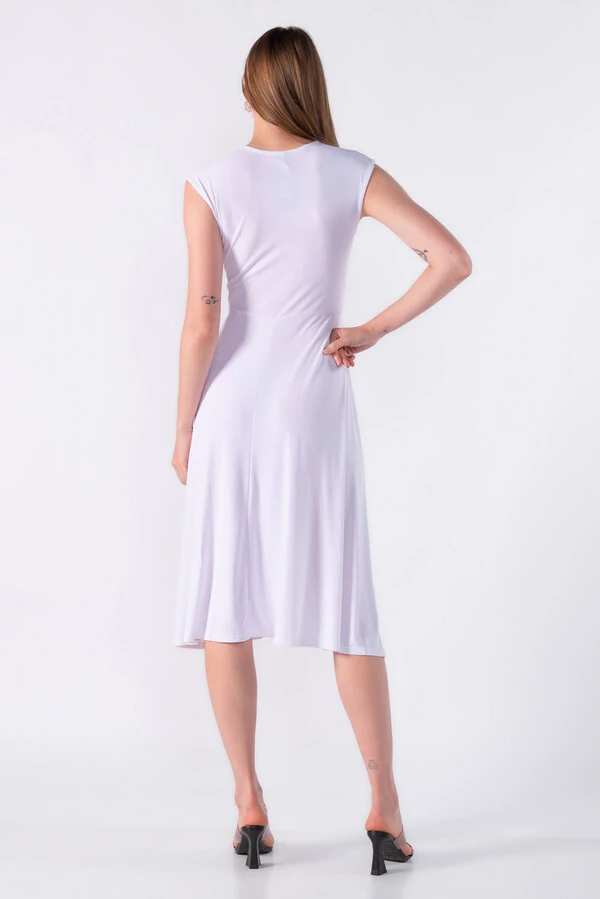 Vestido midi malha canelada com amarracao