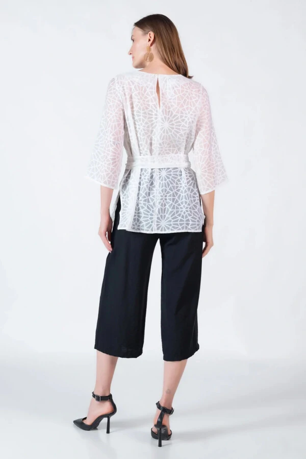 Blusa ampla em viscose
