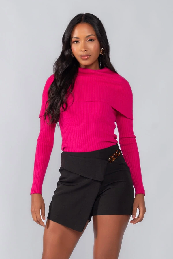 Blusa tricot gola ampla manga longa