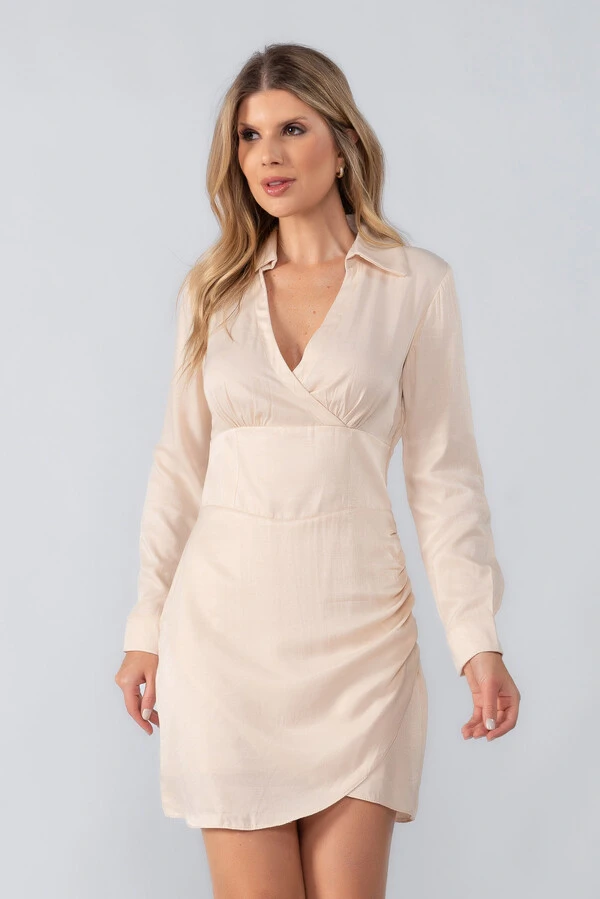 Vestido viscose acetinado decote transversal