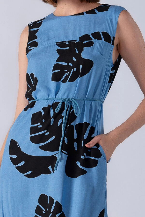 Vestido midi em viscose estampa tropical