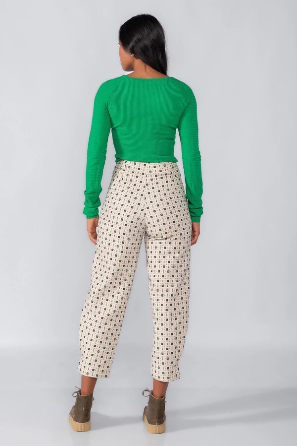 Blusa canelada decote quadrado