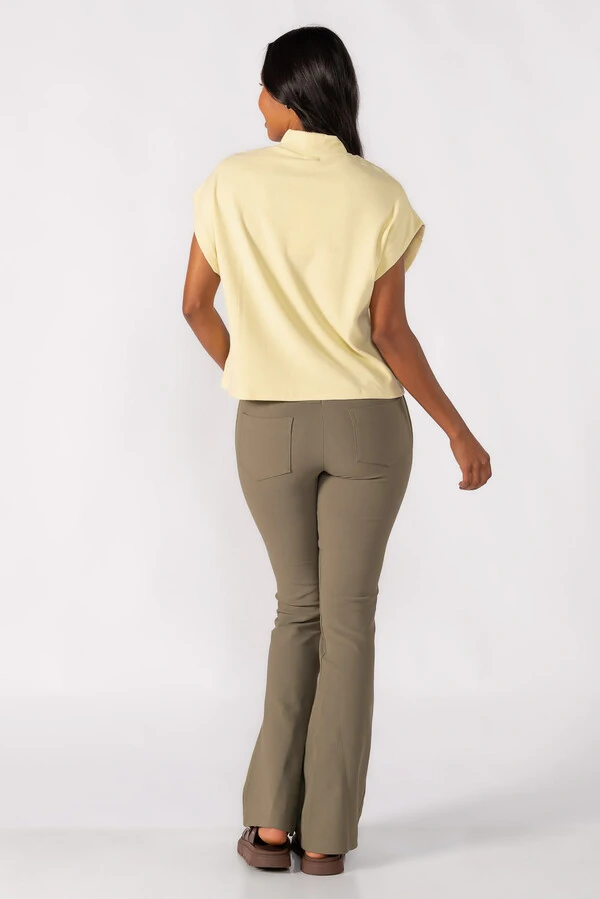 Blusa gola alta canelada