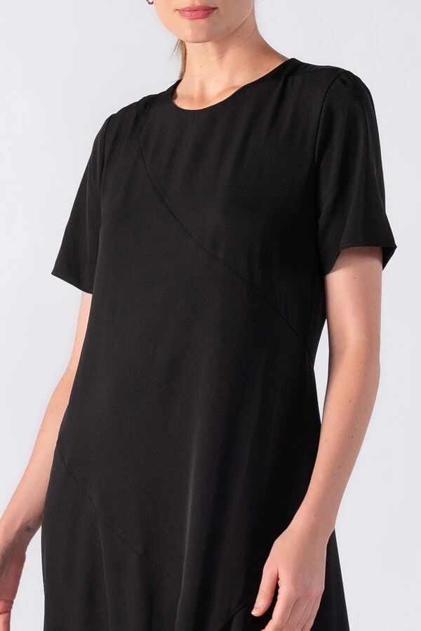 Vestido midi assimetrico
