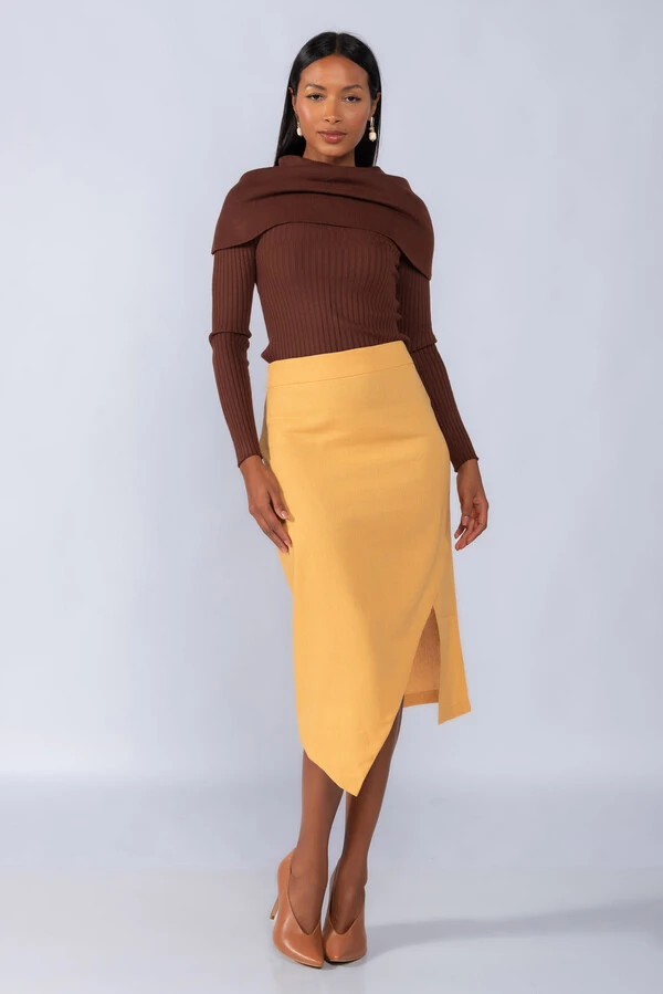 Blusa tricot gola ampla manga longa