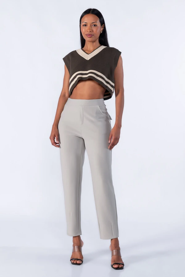 Calça social com bolsos