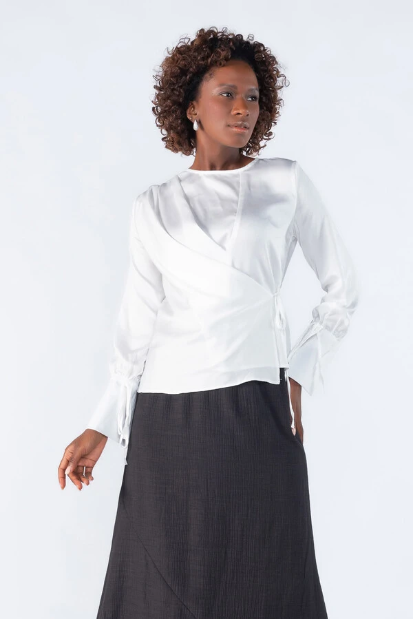 Blusa poliester transpassada