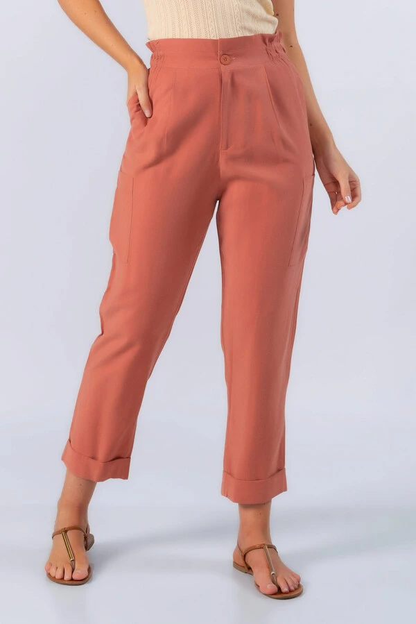 Calca jogger em viscose com bolsos