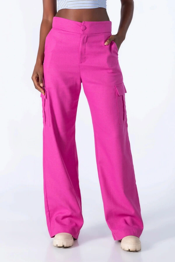 Calca pantalona em linho com bolsos
