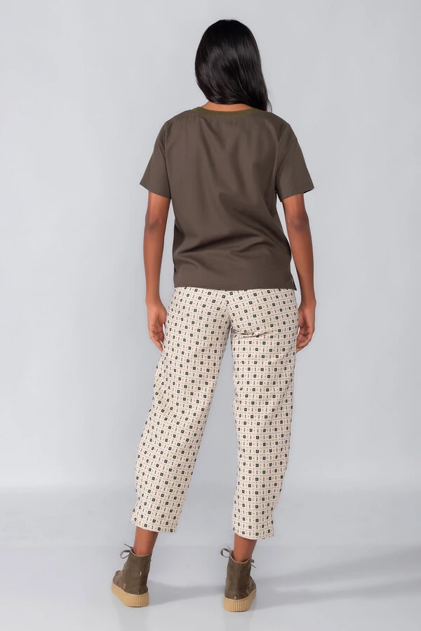 Blusa linho decote em v