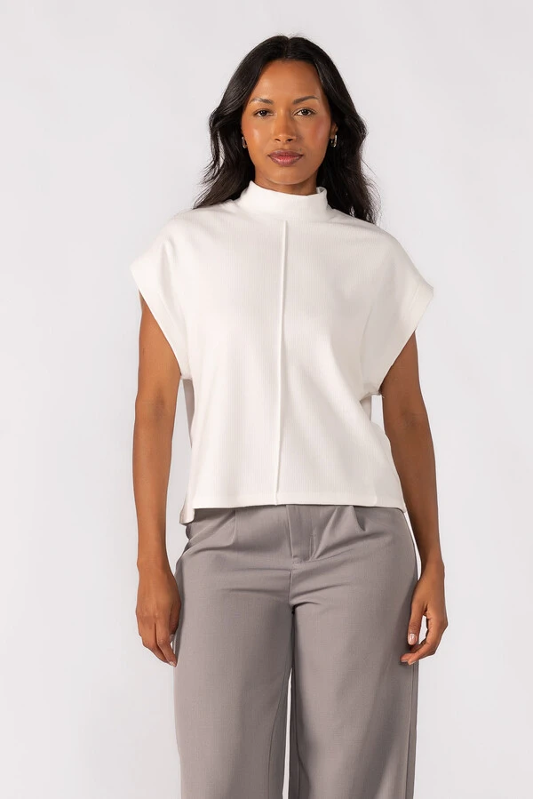 Blusa gola alta canelada