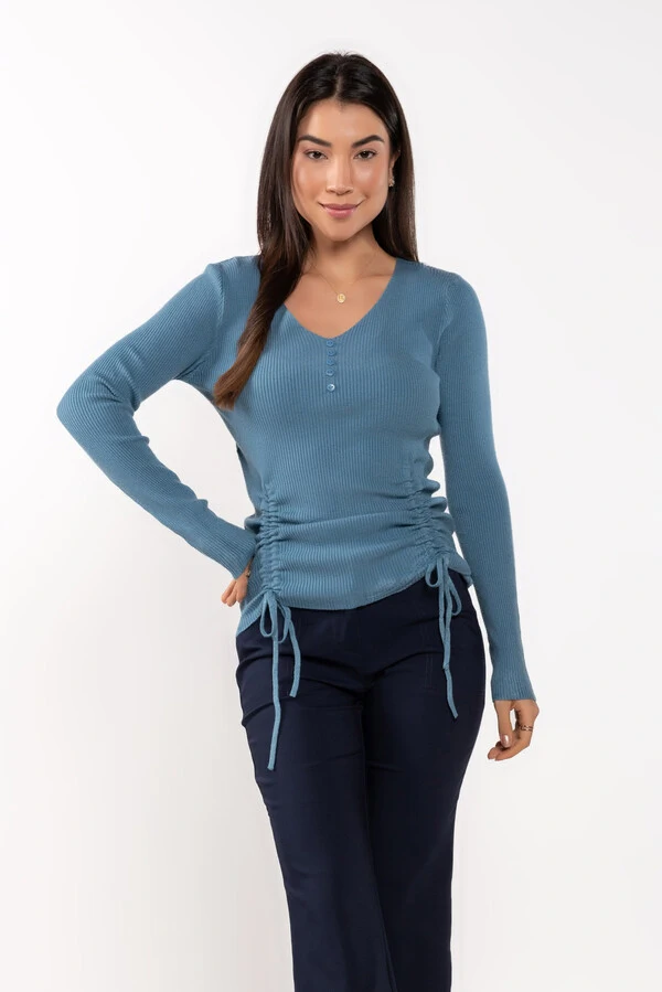 Sueter em viscose com botao e cordao