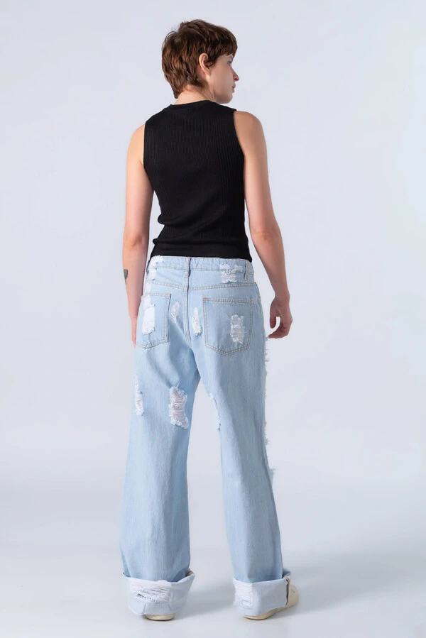 Blusa em viscose canelada regata