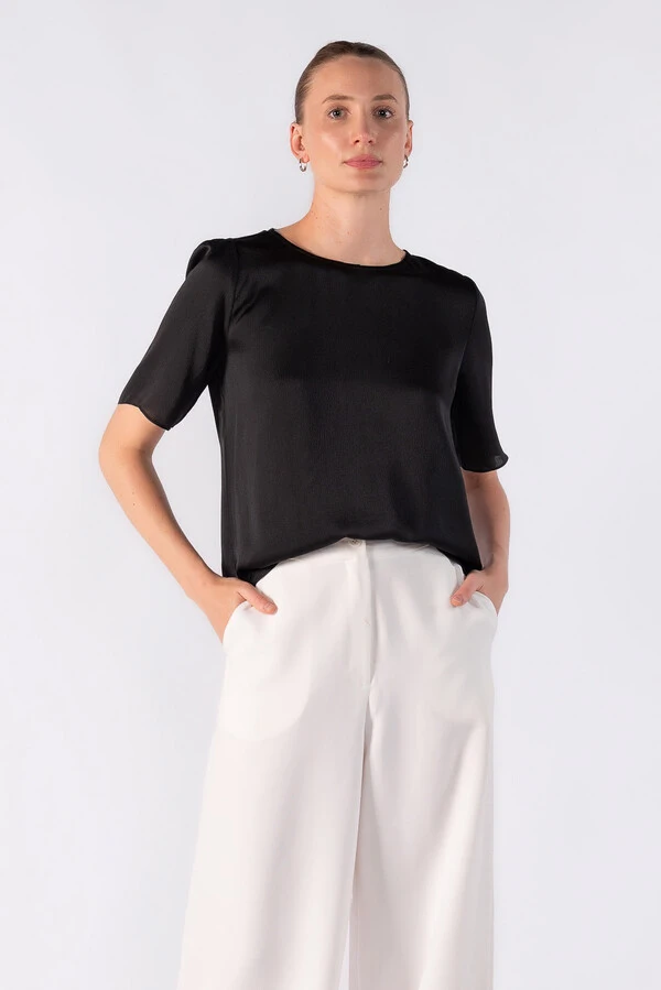 Blusa bata em crepe actinado meia manga