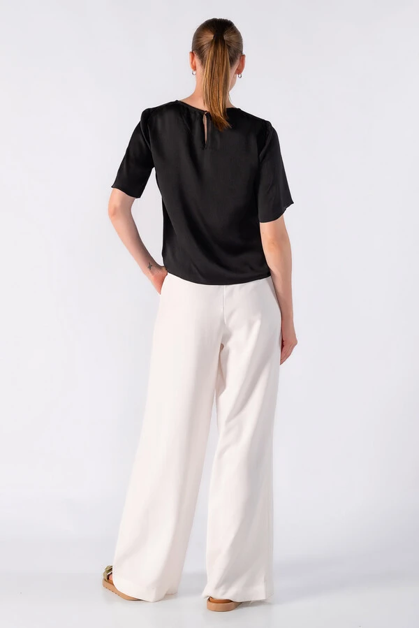 Blusa bata em crepe actinado meia manga