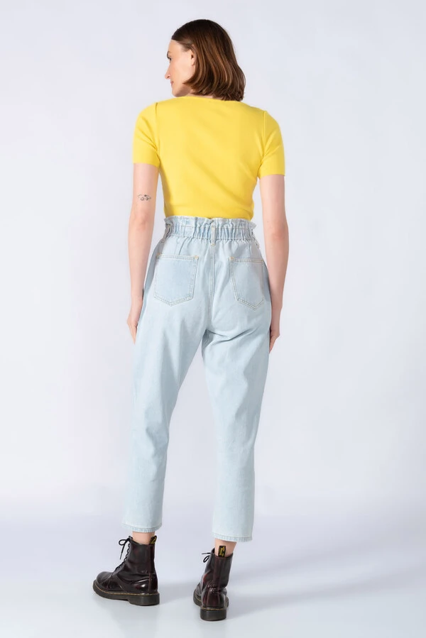 Cropped viscose manga curta tricot