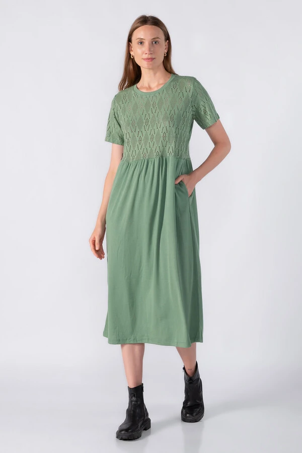 Vestido midi em laise e ribana