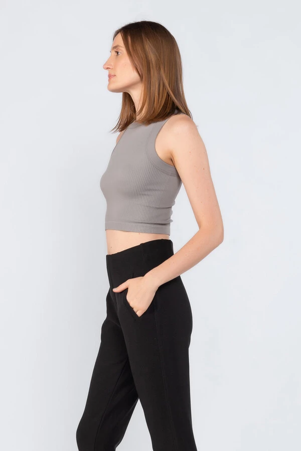 Cropped em regata canelado