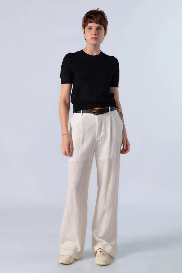 Blusa em viscose tecido trabalhado