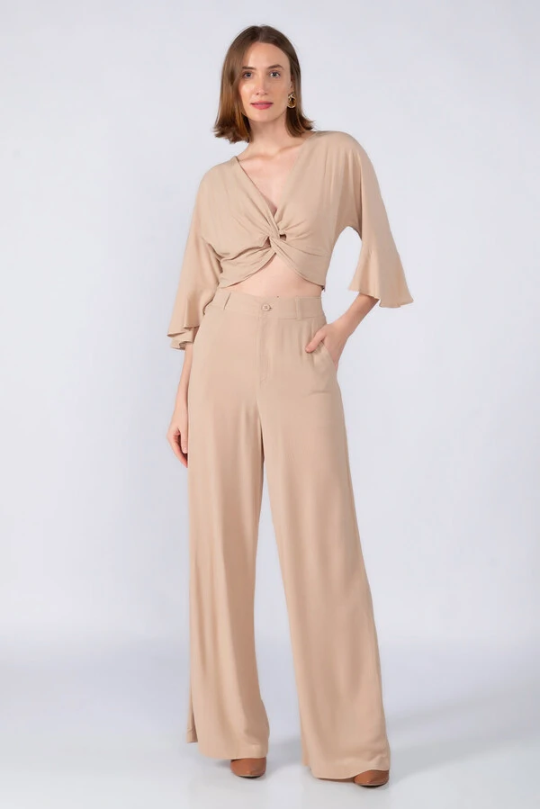Calca pantalona em viscose basica