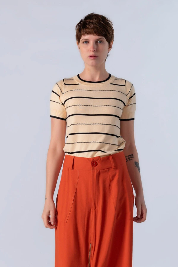 Blusa em viscose listrada