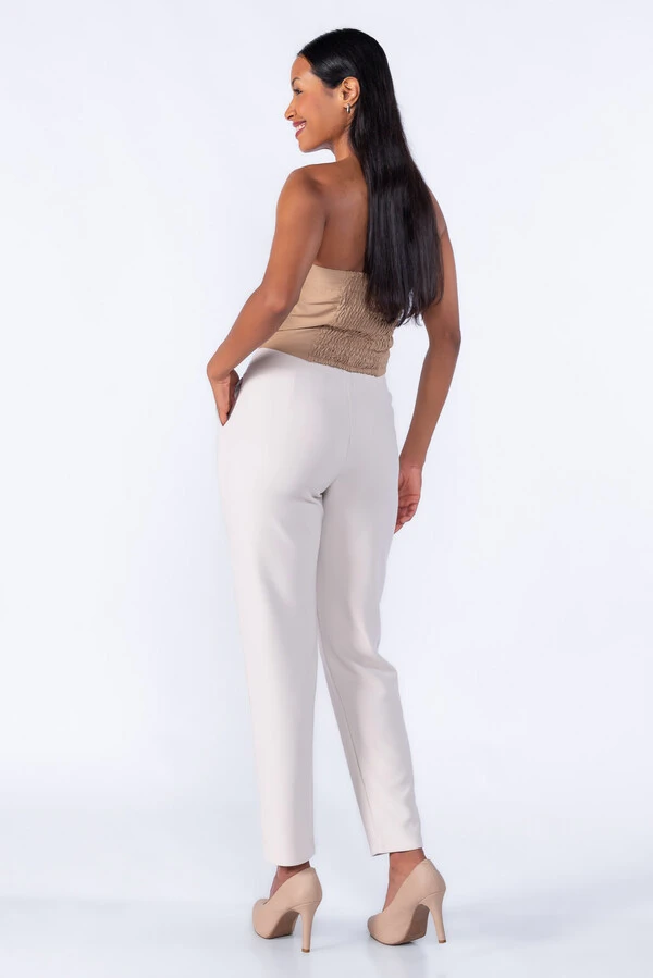 Calça elástico no cós com pregas