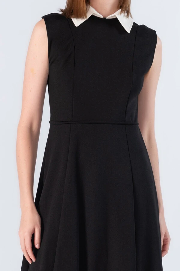 Vestido midi em poliester gola classica