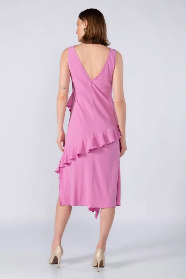 Vestido midi crepe com babados