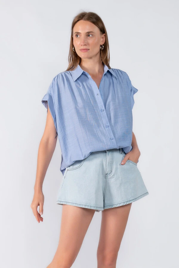 Camisa ampla barra dobrada