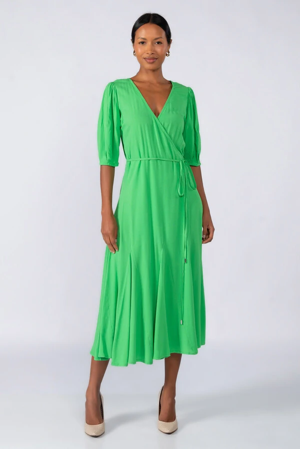 Vestido midi viscose envelope manga curta