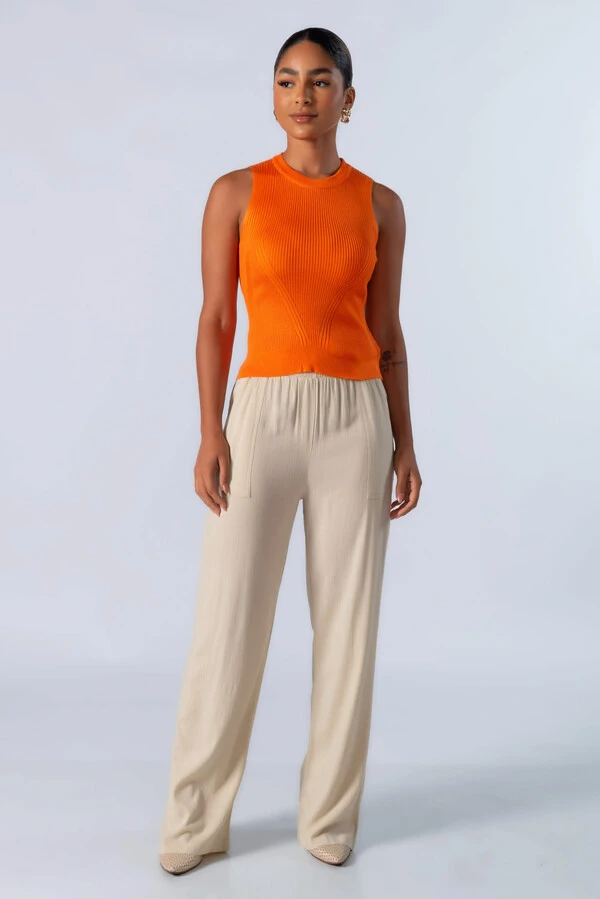 Blusa em viscose canelada regata