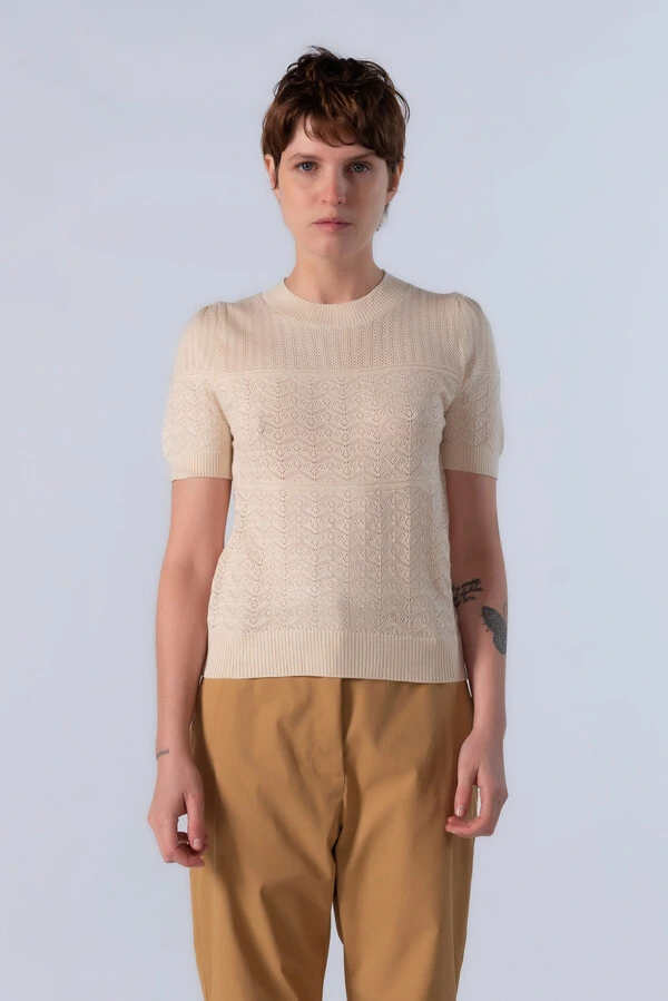 Blusa em viscose tecido trabalhado