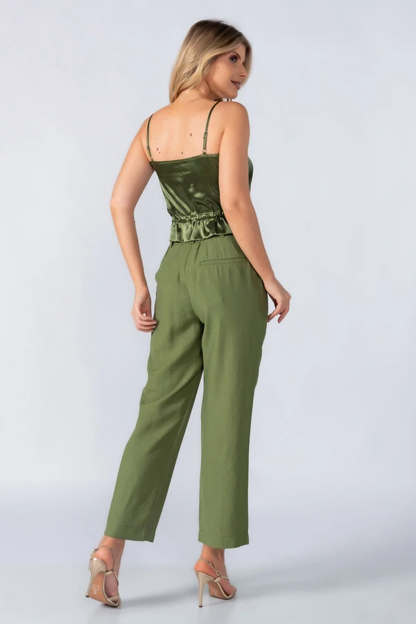 Cropped renda com ajuste