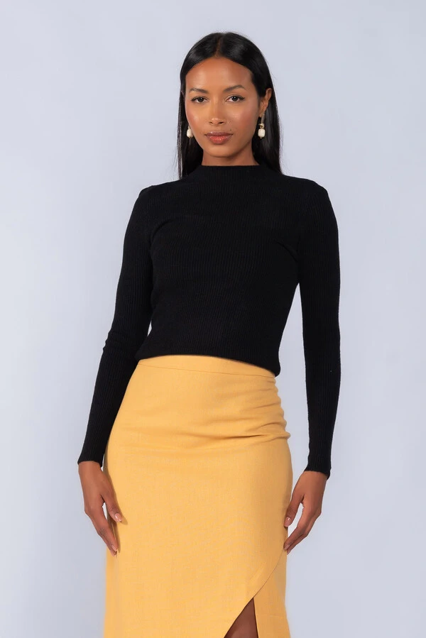 Blusa canelada gola baixa
