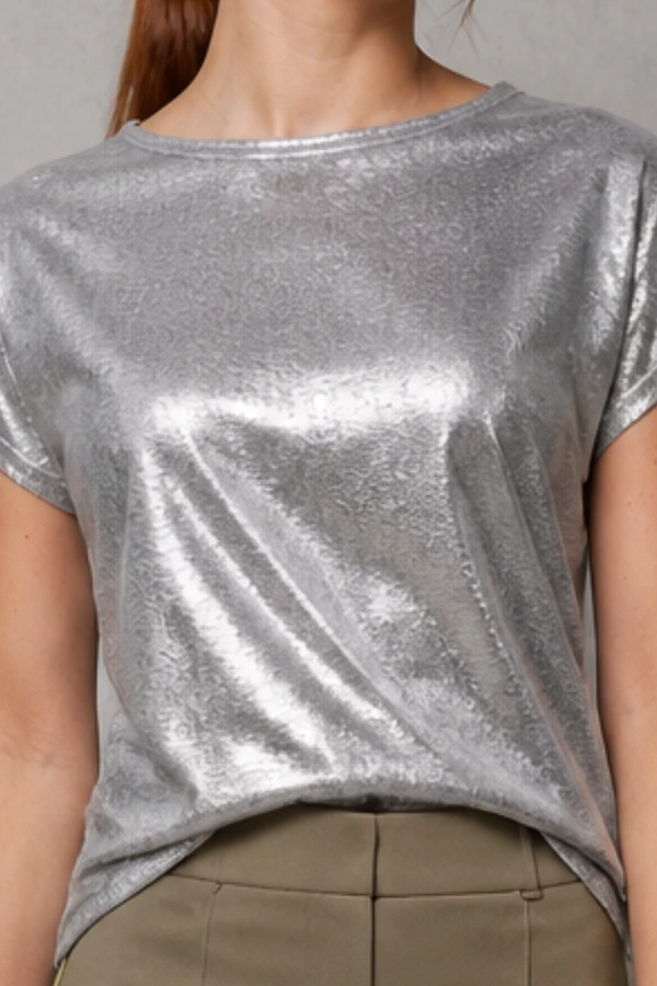 Blusa metalizada