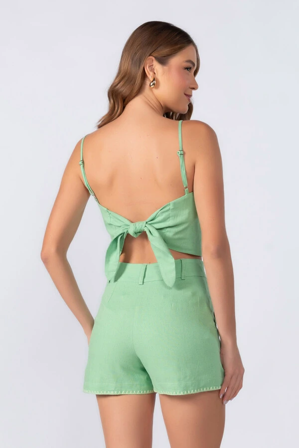 Cropped em linho com bordado