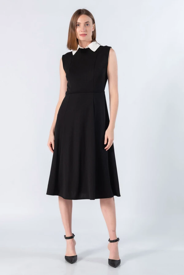 Vestido midi em poliester gola classica