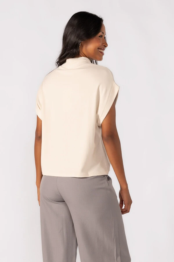 Blusa gola alta canelada